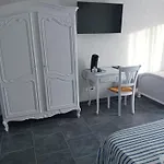 La Pecherie Bord De فندق مبيت وإفطار 4*