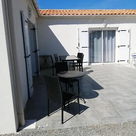 住宿加早餐酒店 La Pecherie Bord De 4*