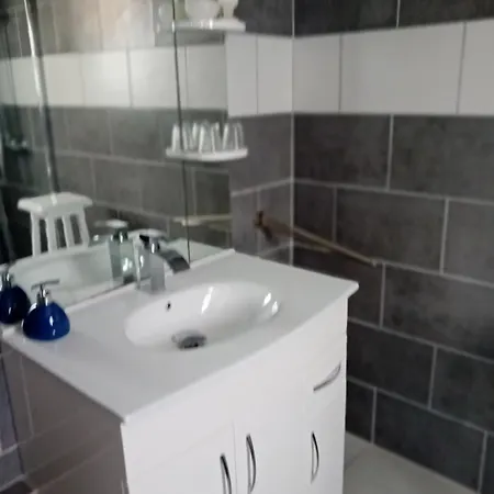 فندق مبيت وإفطار La Pecherie Bord De لا بلين-سور-مير