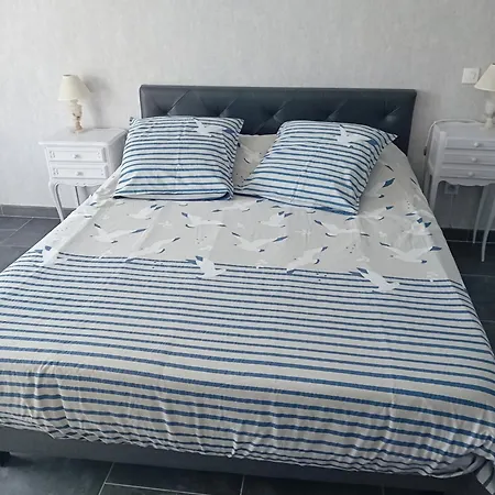 La Pecherie Bord De 4* لا بلين-سور-مير