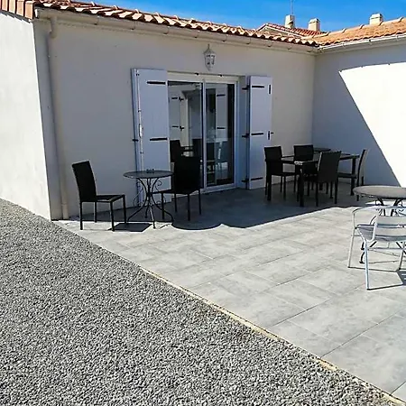La Pecherie Bord De Bed & Breakfast