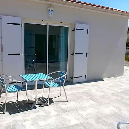 La Pecherie Bord De Bed & Breakfast 4*