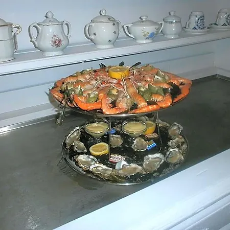 La Pecherie Bord De Bed & Breakfast 4*